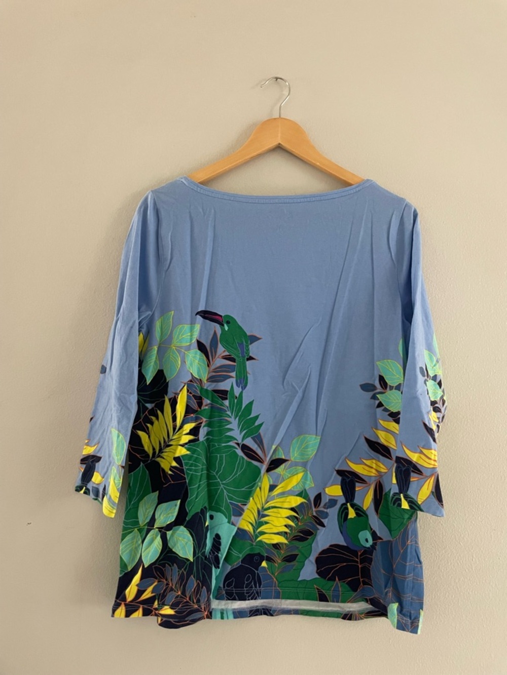Talbots Light Blue Tropical-Print Boatneck 3/4 Sleeve Tee - Picture 2 of 4